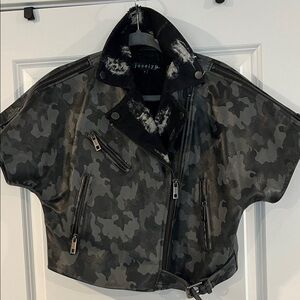 Jocelyn Black Camouflage Jacket